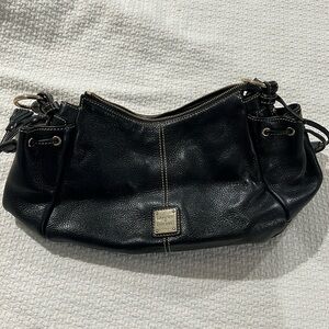 Black Dooney & Bourke purse